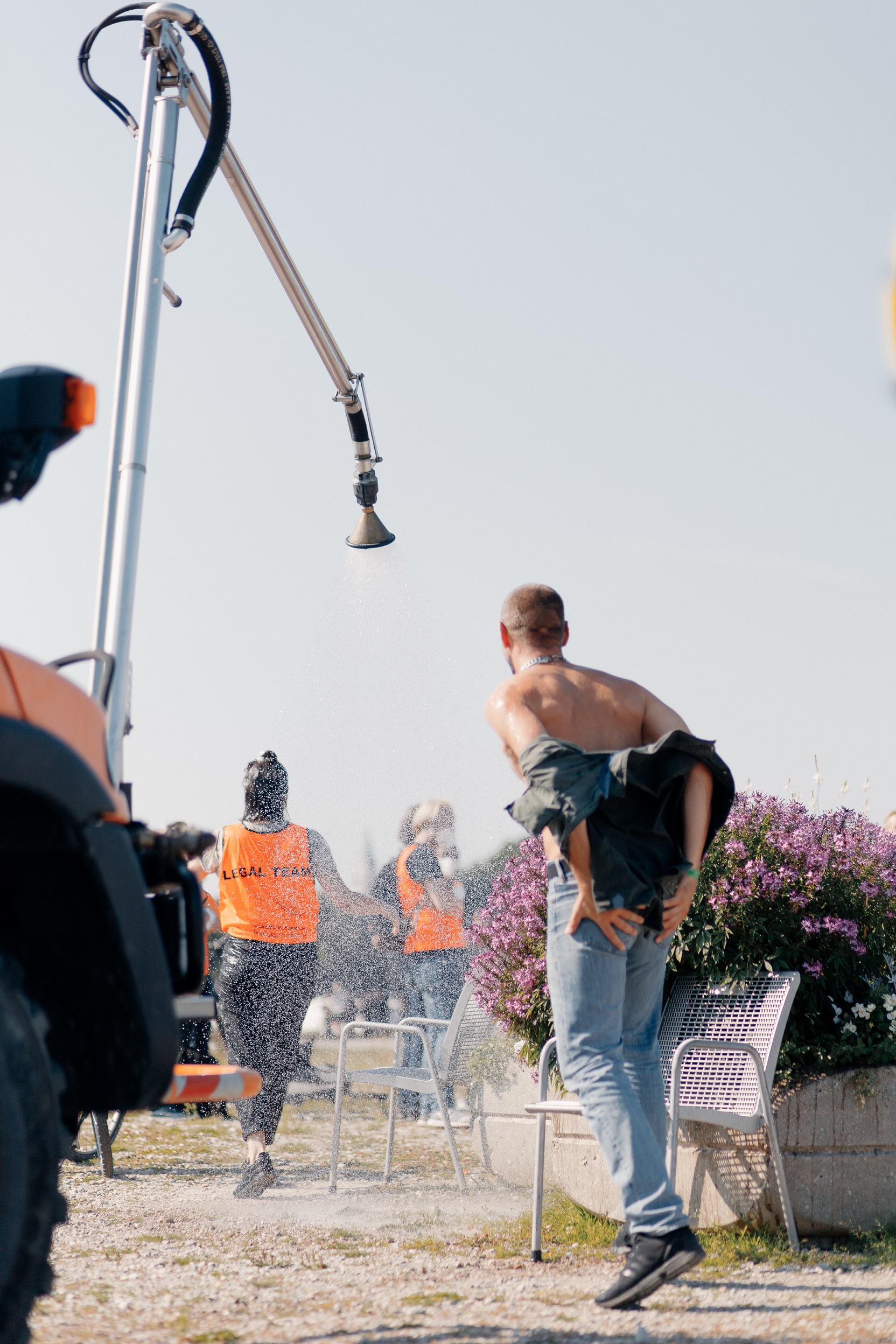 Einblicke in die Demonstration von dem Bündnis Sand im Getriebe gegen die Automobil Messe in München Bayern im Jahr 2021. Fotografiert und begleitet von dem Portrait, und Reportage Fotograf Daniel Schubert